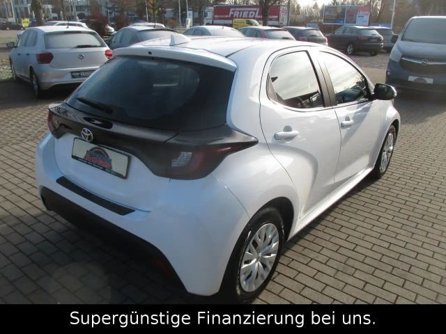 Toyota Yaris Comfort Hatchback