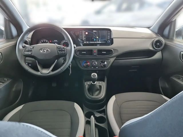 Hyundai i10 1.0
