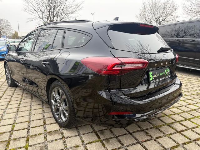 Ford Focus ST Line Wagon