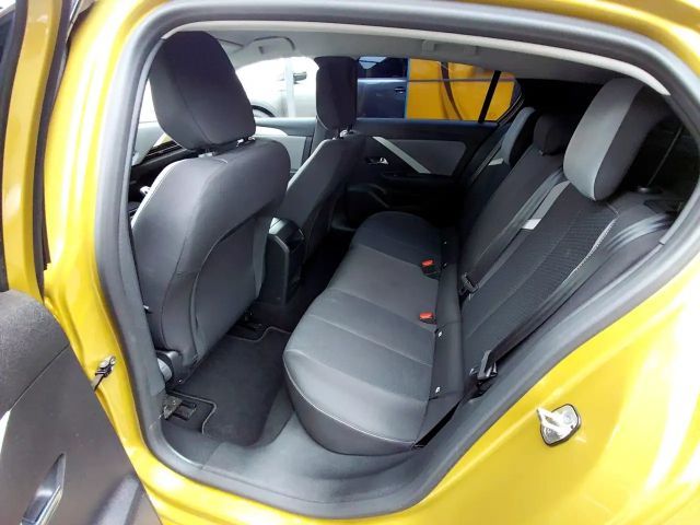 Opel Astra 1.2 Turbo Edition Turbo