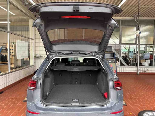 Volkswagen Golf DSG Variant