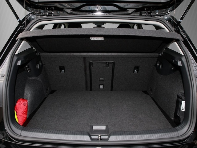 Volkswagen Golf 1.5 eTSI DSG Golf VIII