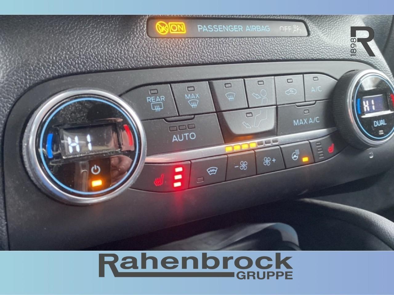 Ford Kuga Hybrid Plug in Hybrid Titanium