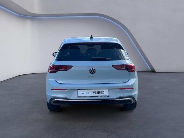 Volkswagen Golf 1.5 eTSI DSG