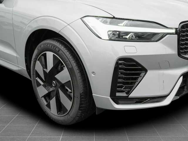 Volvo XC60 Business Dark Plus T6