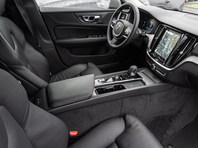 Volvo V60 Cross Country AWD Plus