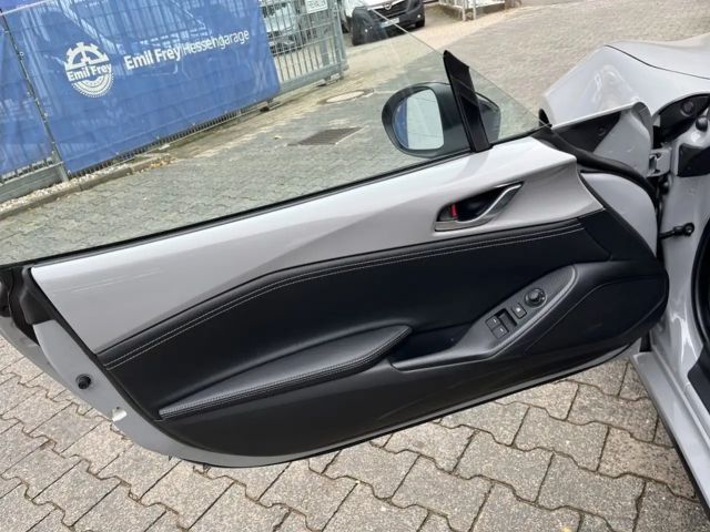 Mazda MX-5 Homura RF SkyActiv