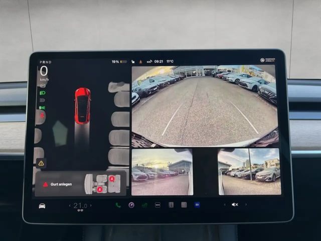 Tesla Model Y AWD Dual Motor Performance