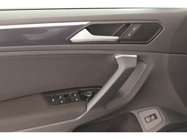 Volkswagen Tiguan 1.5 TSI United AHK LED NAVI ACC APP DAB LENKRADHZG PDC ALU