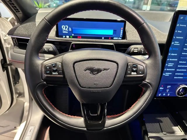 Ford Mustang Mach-E AWD Extended range