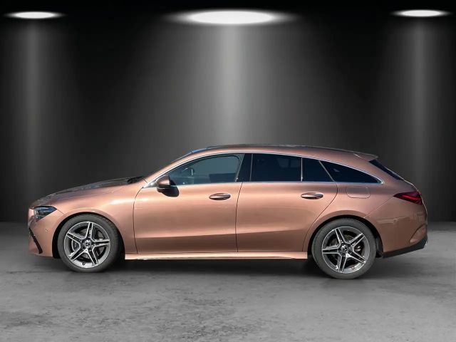 Mercedes-Benz CLA 200 AMG Line