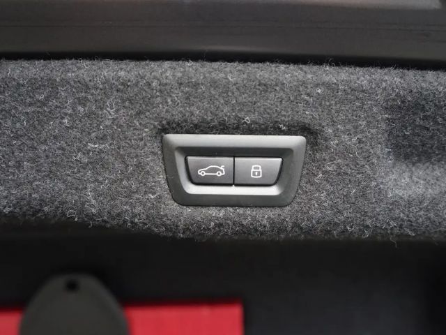 BMW 520 520d M-Sport Sedan xDrive