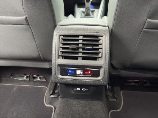 Volkswagen Golf 1.5 TSI Life