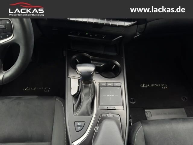 Lexus UX 250h Style Edition