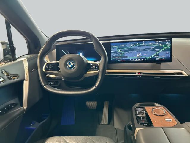 BMW iX xDrive40