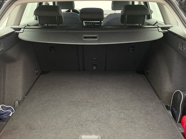 Volkswagen Golf 2.0 TDI DSG Golf VIII Variant