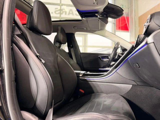 Mercedes-Benz C 220 4MATIC AMG Line