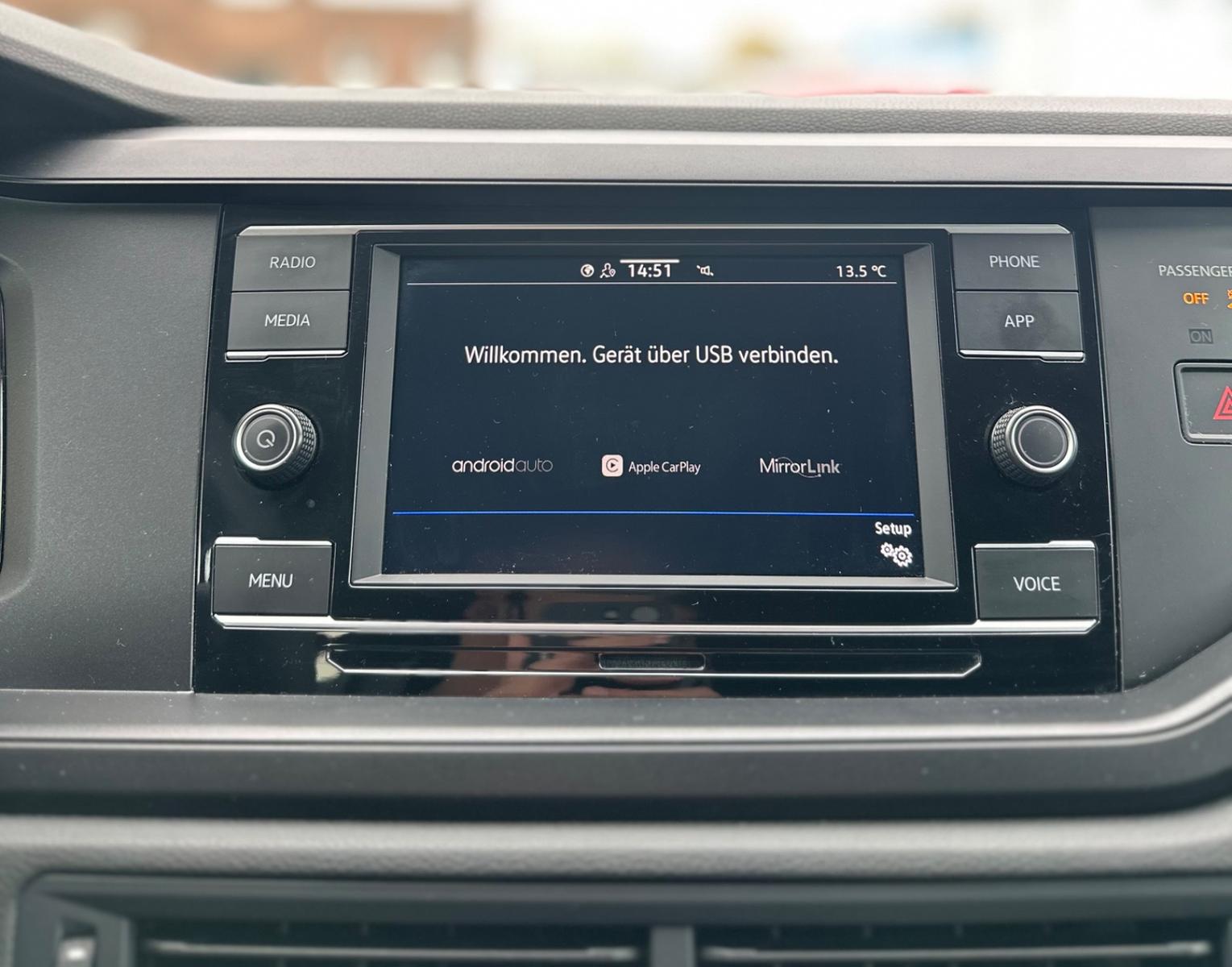 Volkswagen Taigo TAIGO*TEMPOMAT*PDC*CARPLAY*LED-SHZ-DAB-NR