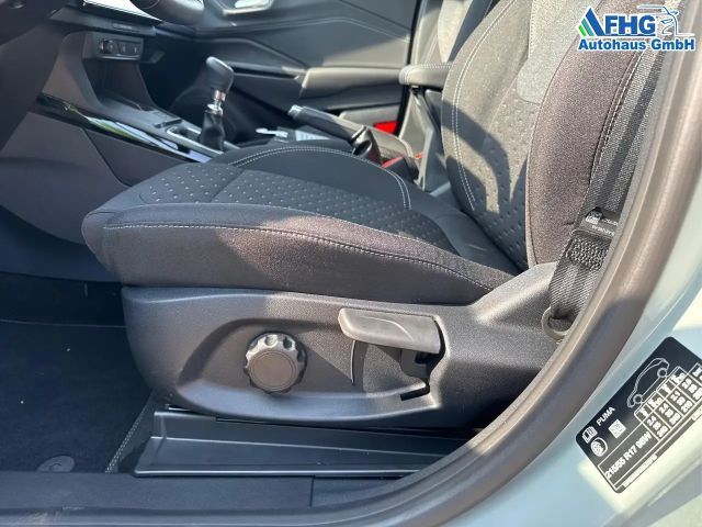 Ford Puma EcoBoost Titanium