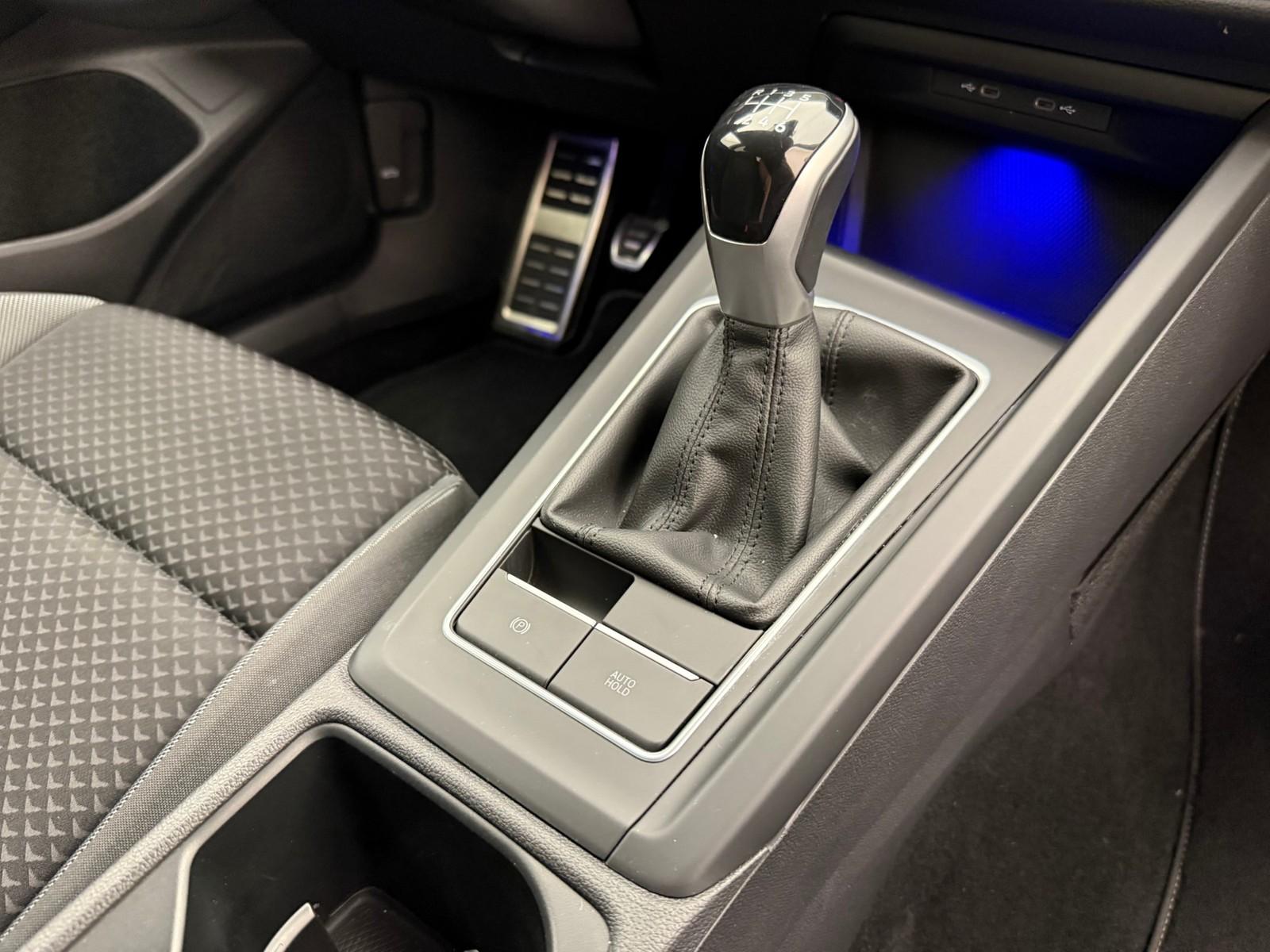 Volkswagen Golf 1.5 TSI IQ.Drive Life