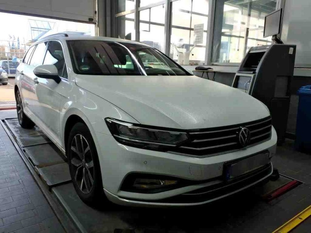 Volkswagen Passat 2.0 TDI Business DSG Variant