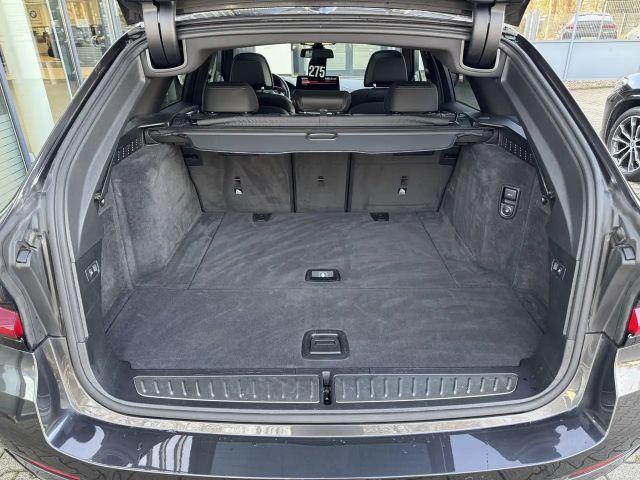 BMW 520 520d M-Sport Touring