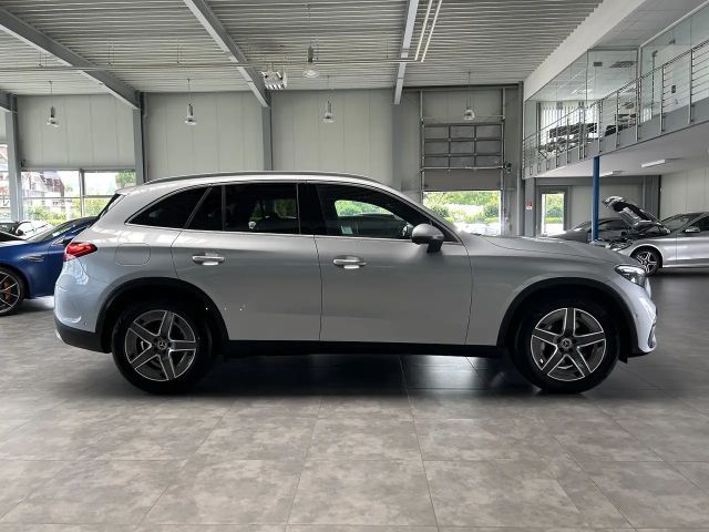 Mercedes-Benz GLC 300 4MATIC AMG Line Premium