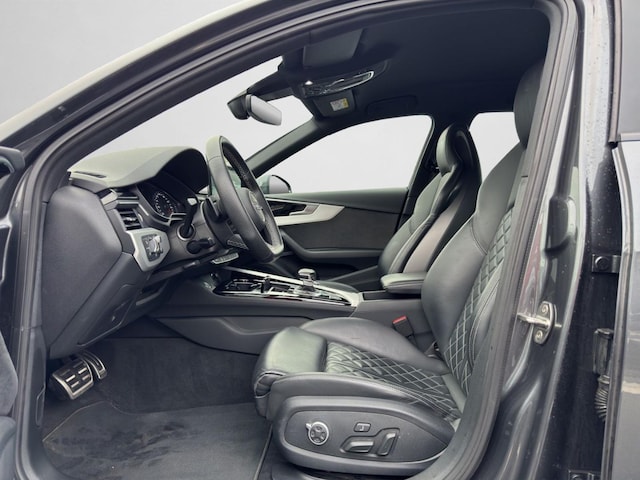 Audi A4 40 TDI Avant Quattro S-Line S-Tronic