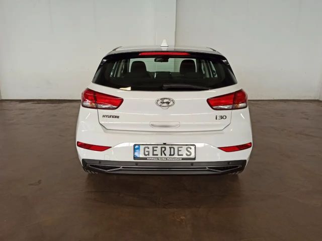 Hyundai i30 Hybrid Trend