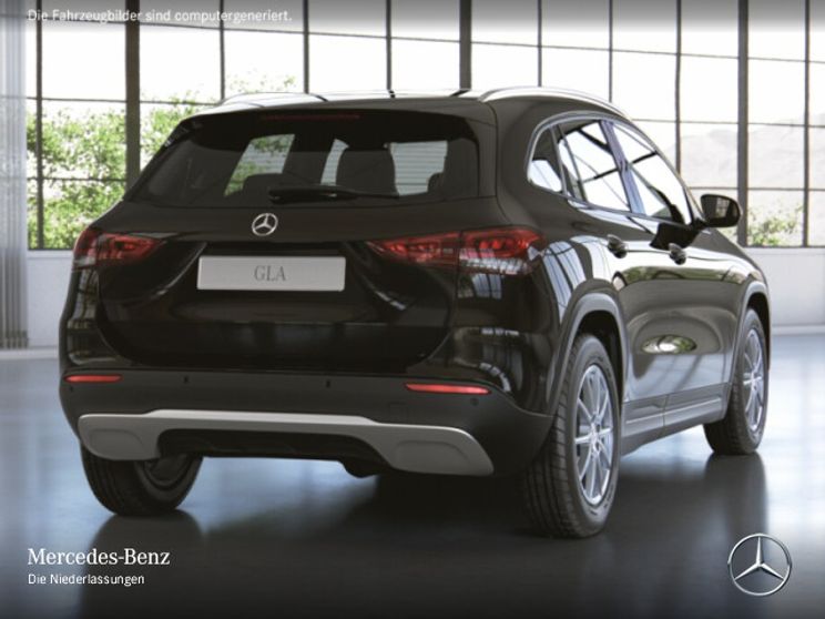 Mercedes-Benz GLA 180 GLA 180