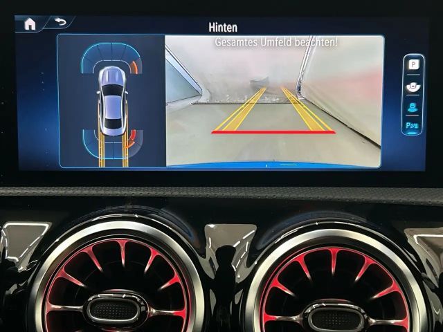 Mercedes-Benz CLA 220 4MATIC Coupé