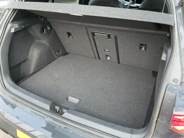 Volkswagen Golf 2.0 TDI DSG Golf VIII