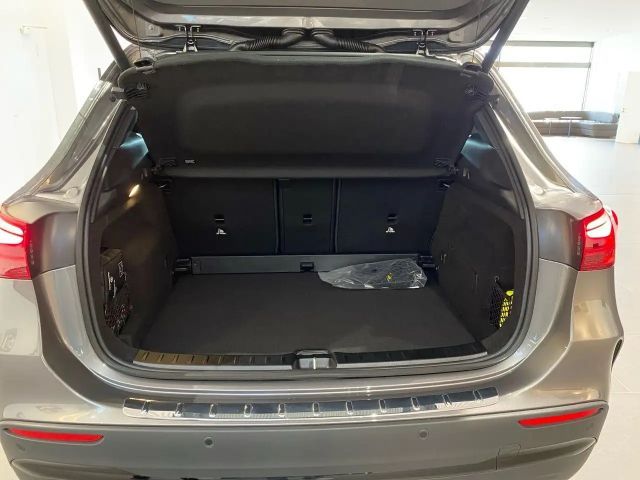 Mercedes-Benz GLA 200 AMG Line