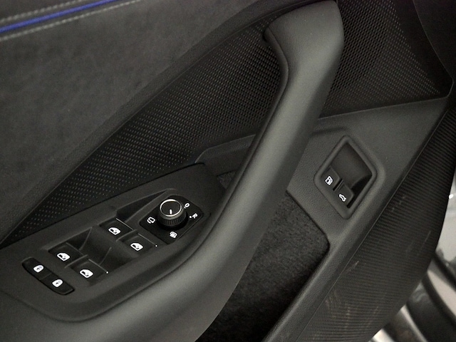 Volkswagen Passat R-Line eHybrid