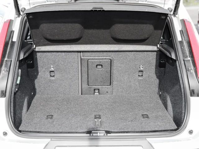 Volvo XC40 Dark Plus