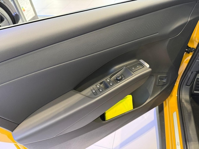 Volkswagen T-Roc 1.5 eTSI DSG R-Line