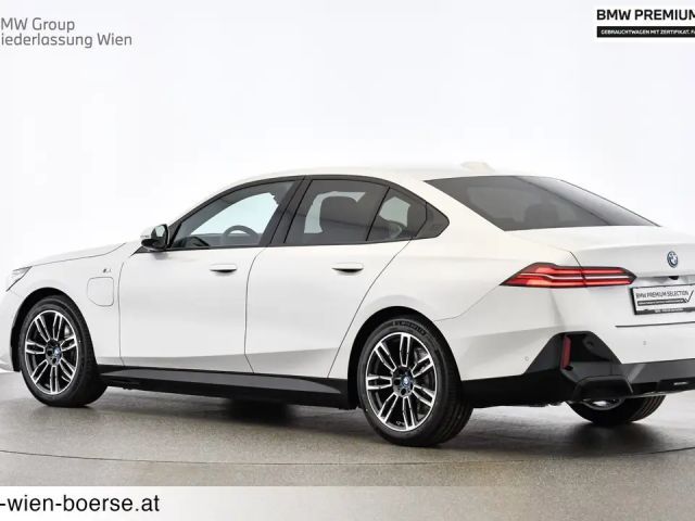 BMW 530 530e Sedan xDrive