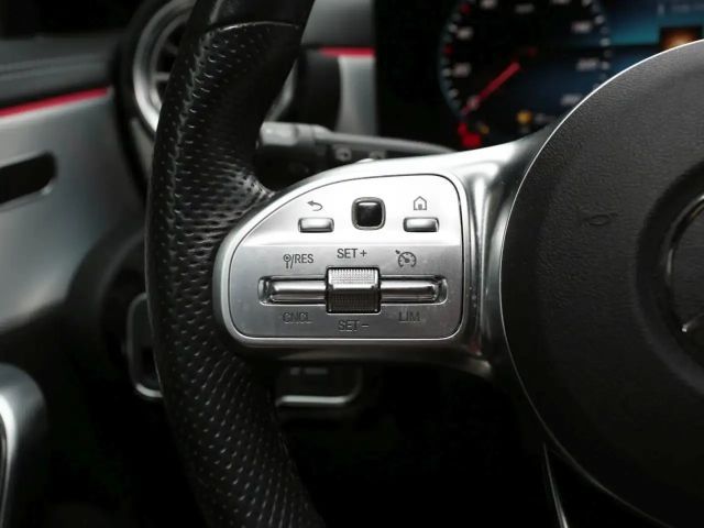 Mercedes-Benz CLA 180 AMG Line Shooting Brake