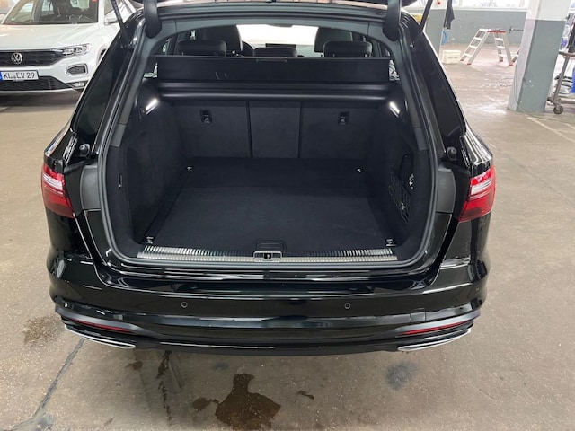 Audi A4 35 TFSI Avant S-Tronic