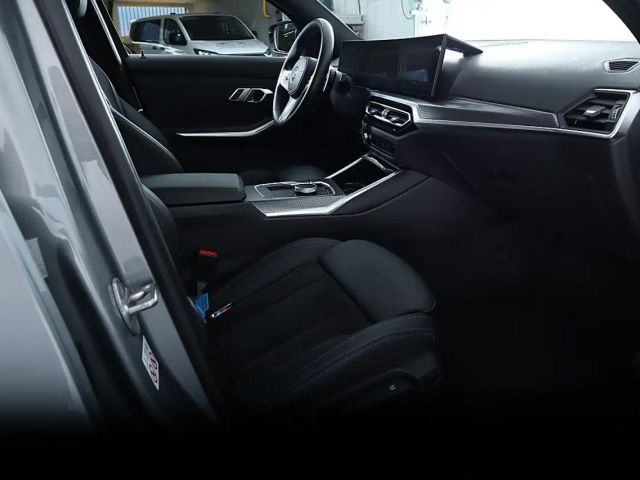 BMW 330 330e Touring