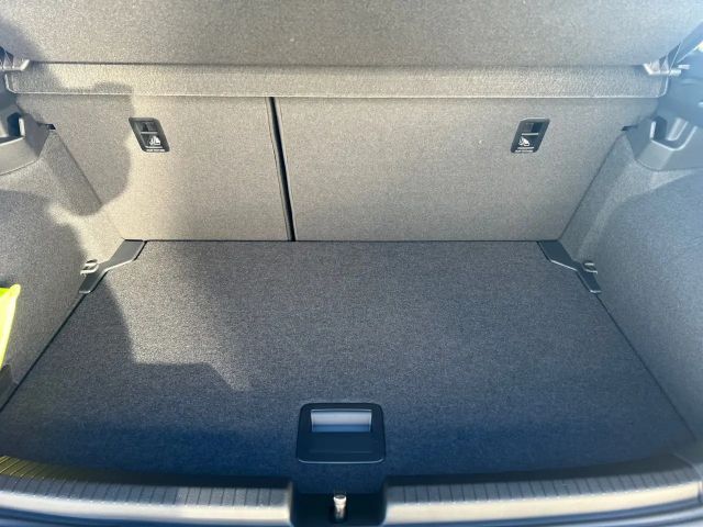 Volkswagen Polo DSG R-Line