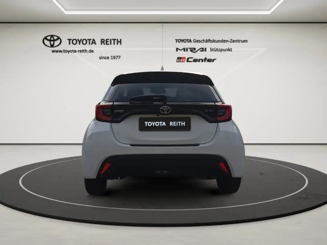 Toyota Yaris Hybride Team D