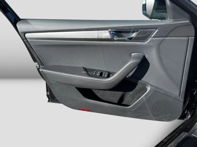 Skoda Superb 2.0 TDI Combi Style Style