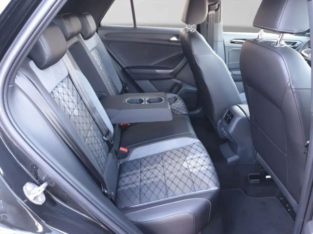 Volkswagen T-Roc 1.5 eTSI DSG R-Line