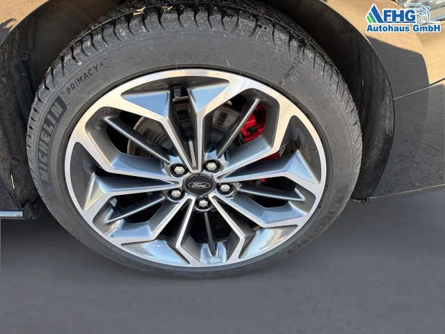 Ford Focus EcoBoost ST Line Style Wagon