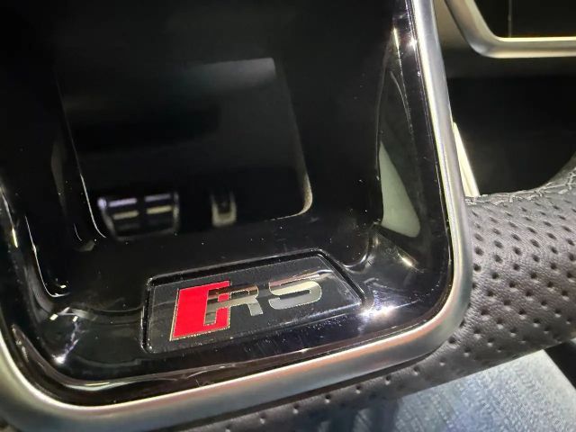 Audi RS6 Avant Performance Quattro