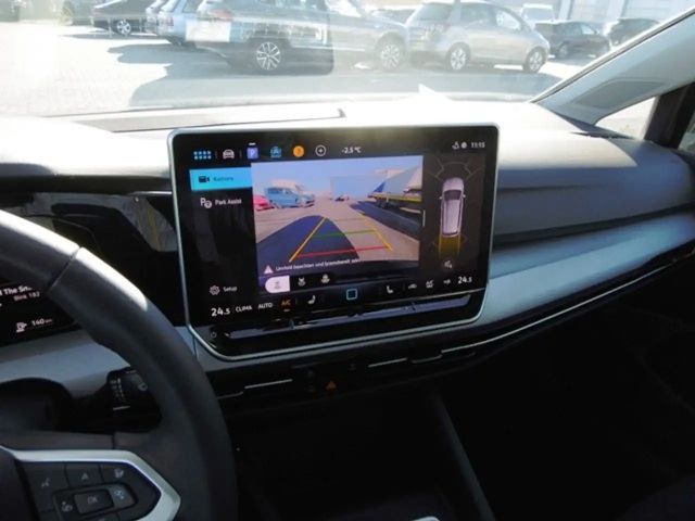 Volkswagen Golf 1.5 TSI Golf VIII Life Variant