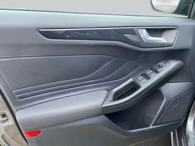 Ford Focus ST Line Wagon