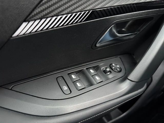 Peugeot 2008 Allure Pack EAT8