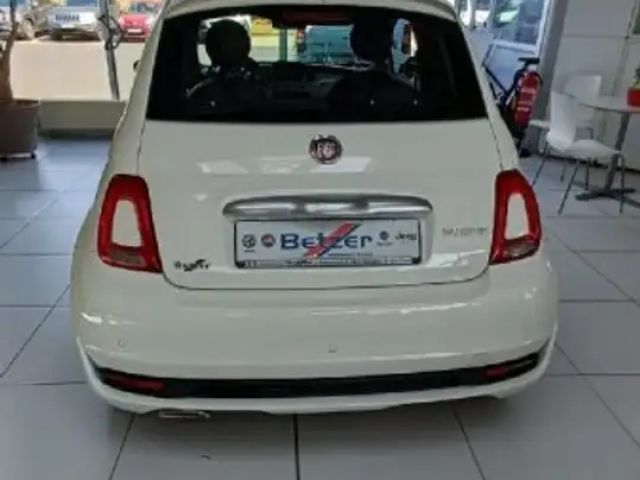 Fiat 500 Hey Google